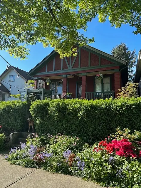 melissa hardwick kitchen 1912 craftsman home nordroom16 A Warm 1912 Craftsman Kitchen Reimagined by Melissa Hardwick