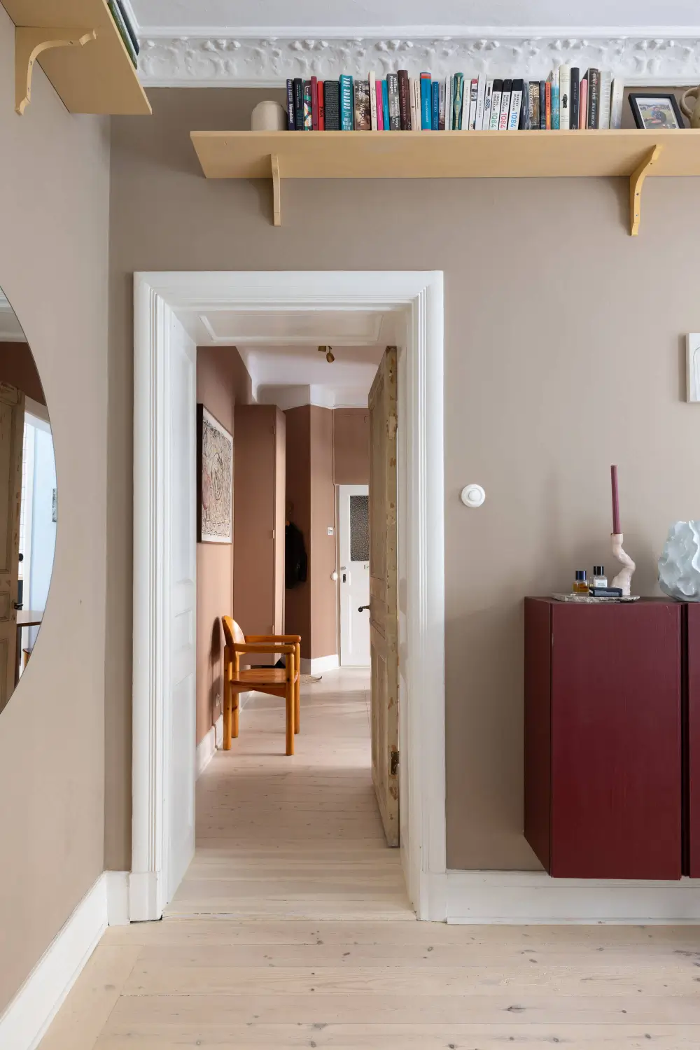 Brown and Pale Blue Walls in a Charming Stockholm Apartment 17 modern-interiors-color-turn-of-the-century-apartment-nordroom