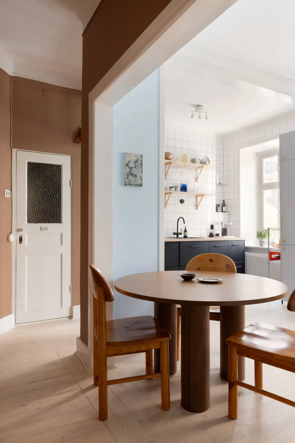 Brown and Pale Blue Walls in a Charming Stockholm Apartment 4 modern-interiors-color-turn-of-the-century-apartment-nordroom