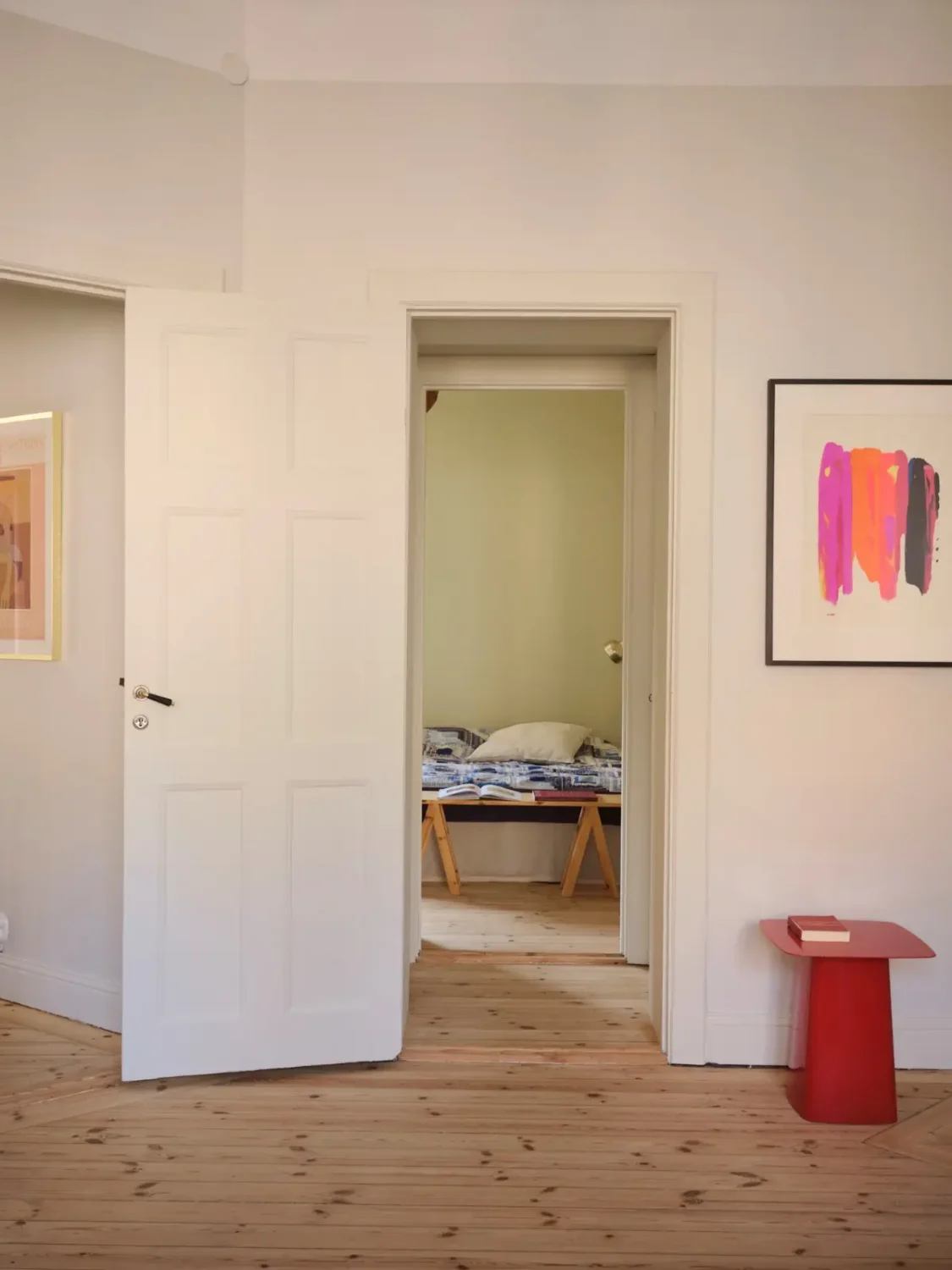 High Ceilings and Light Colors in a Minimalistic Stockholm Apartment 28 modern-scandi-interiors-period-features-1910-stockholm-apartment-nordroom
