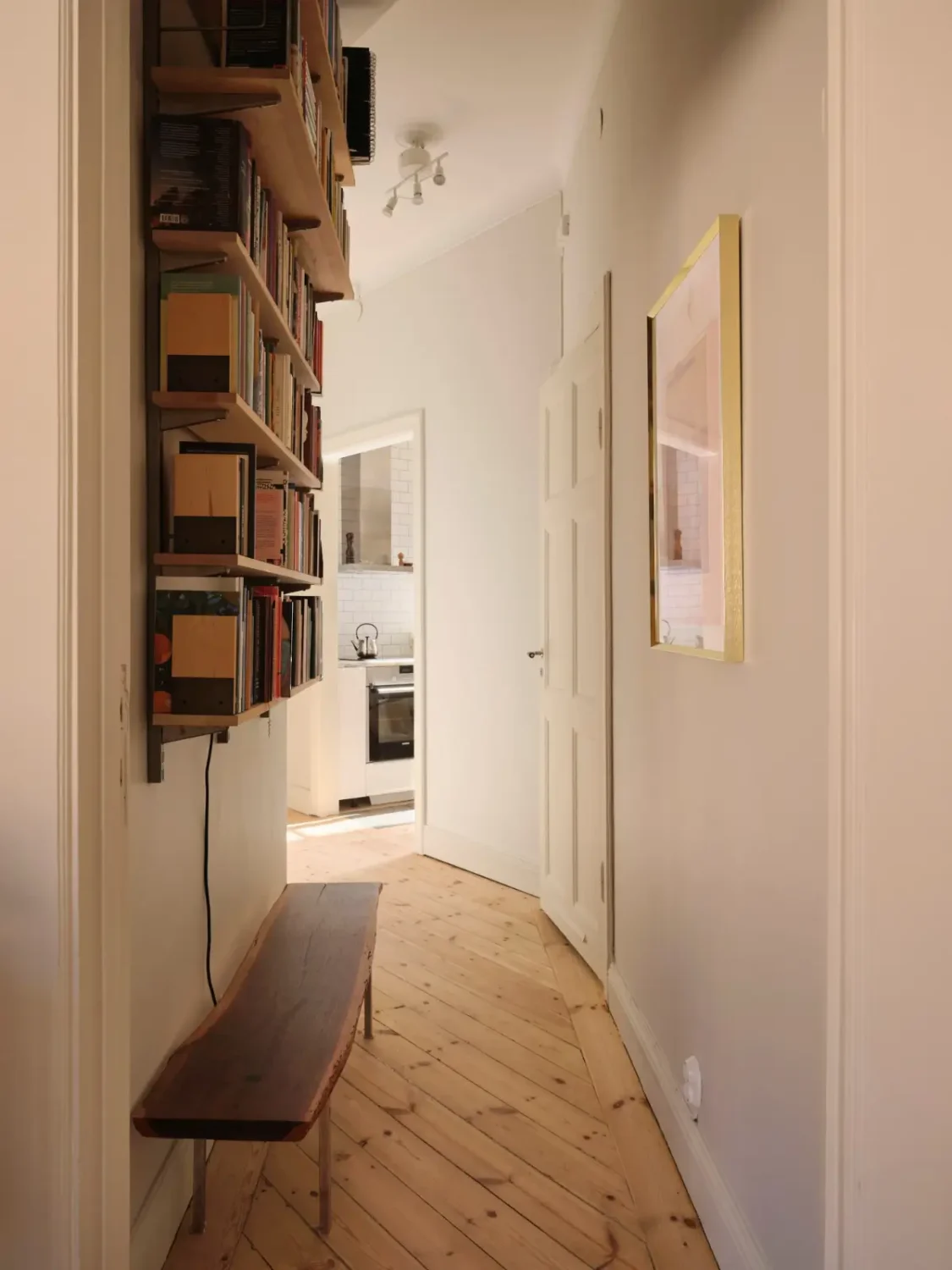 High Ceilings and Light Colors in a Minimalistic Stockholm Apartment 10 modern-scandi-interiors-period-features-1910-stockholm-apartment-nordroom