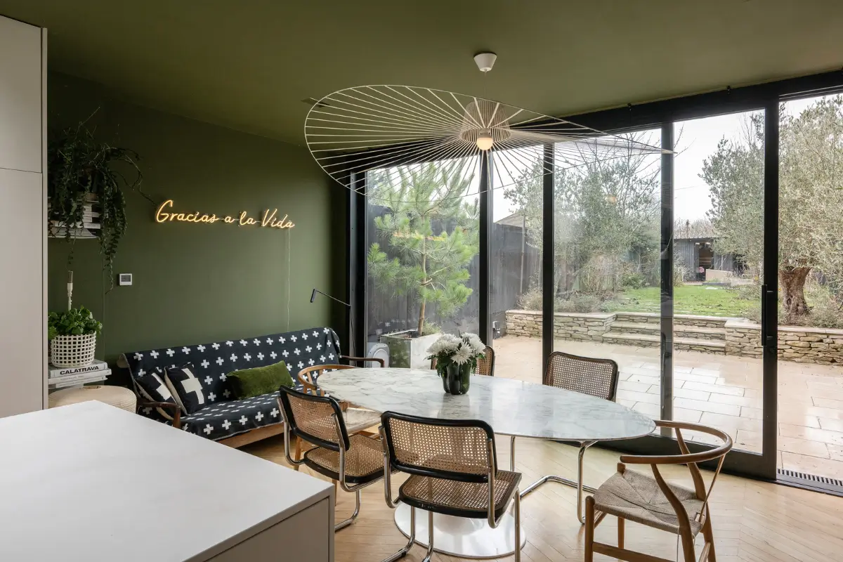 A Victorian Family House With Period Features and Modern Design 16 modernized-19th-century-home-frome-england