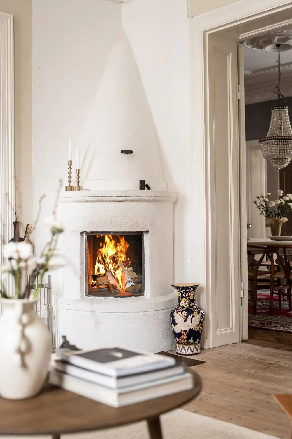 A Magnificent Historic Apartment with a Deep Green Bedroom 18 period-features-color-drenched-deep-green-bedroom-19th-century-apartment-nordroom