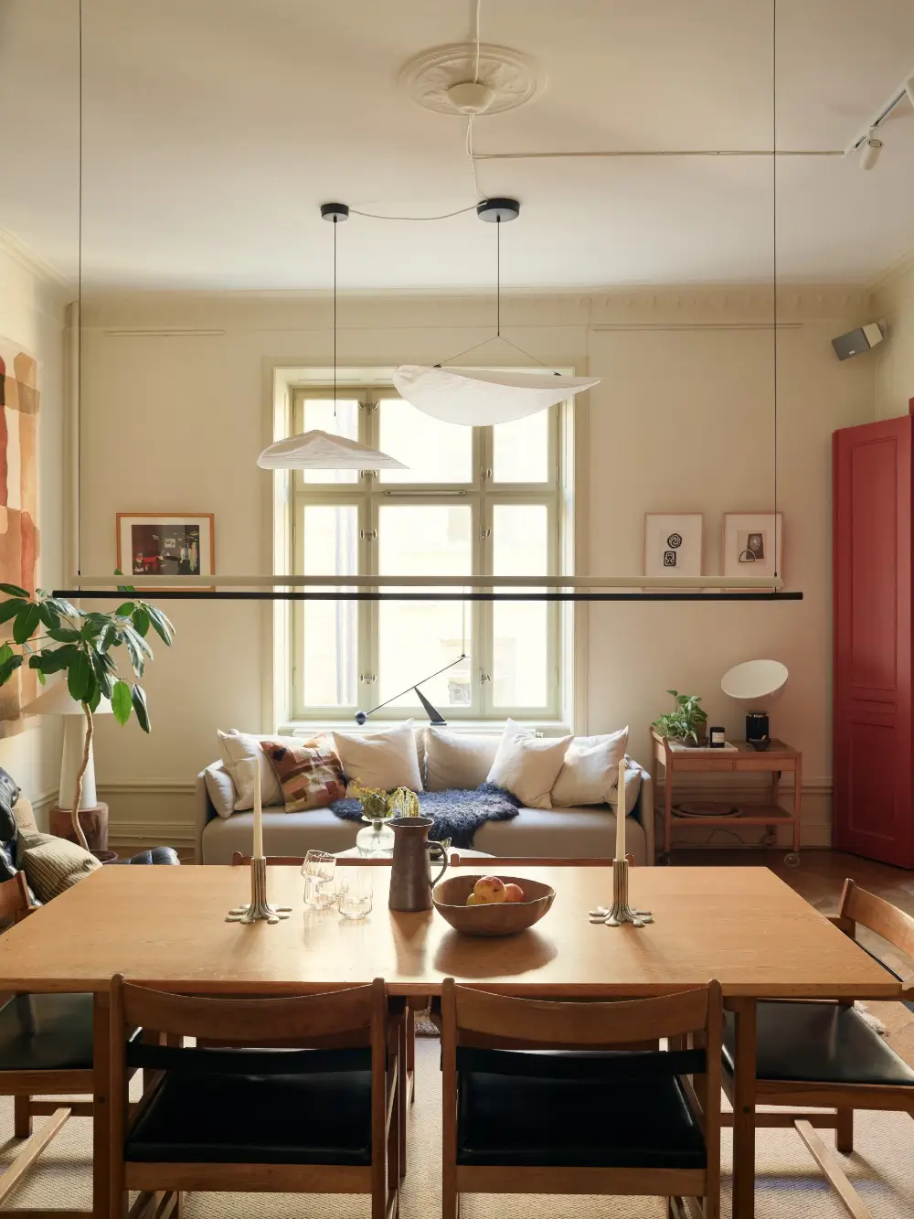 Red and Brown Tones in a Renovated Turn-of-the-Century Apartment 6 red-brown-tones-renovated-turn-of-the-century-stockholm-apartment-nordroom