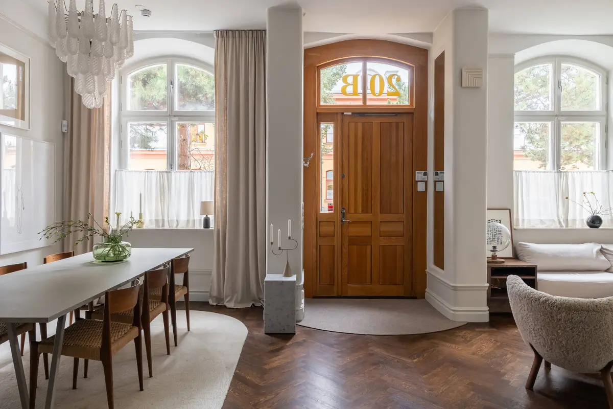 A Stylish and Luxurious Renovated Townhouse in Stockholm 3 renovated-19th-century-townhouse-stockholm