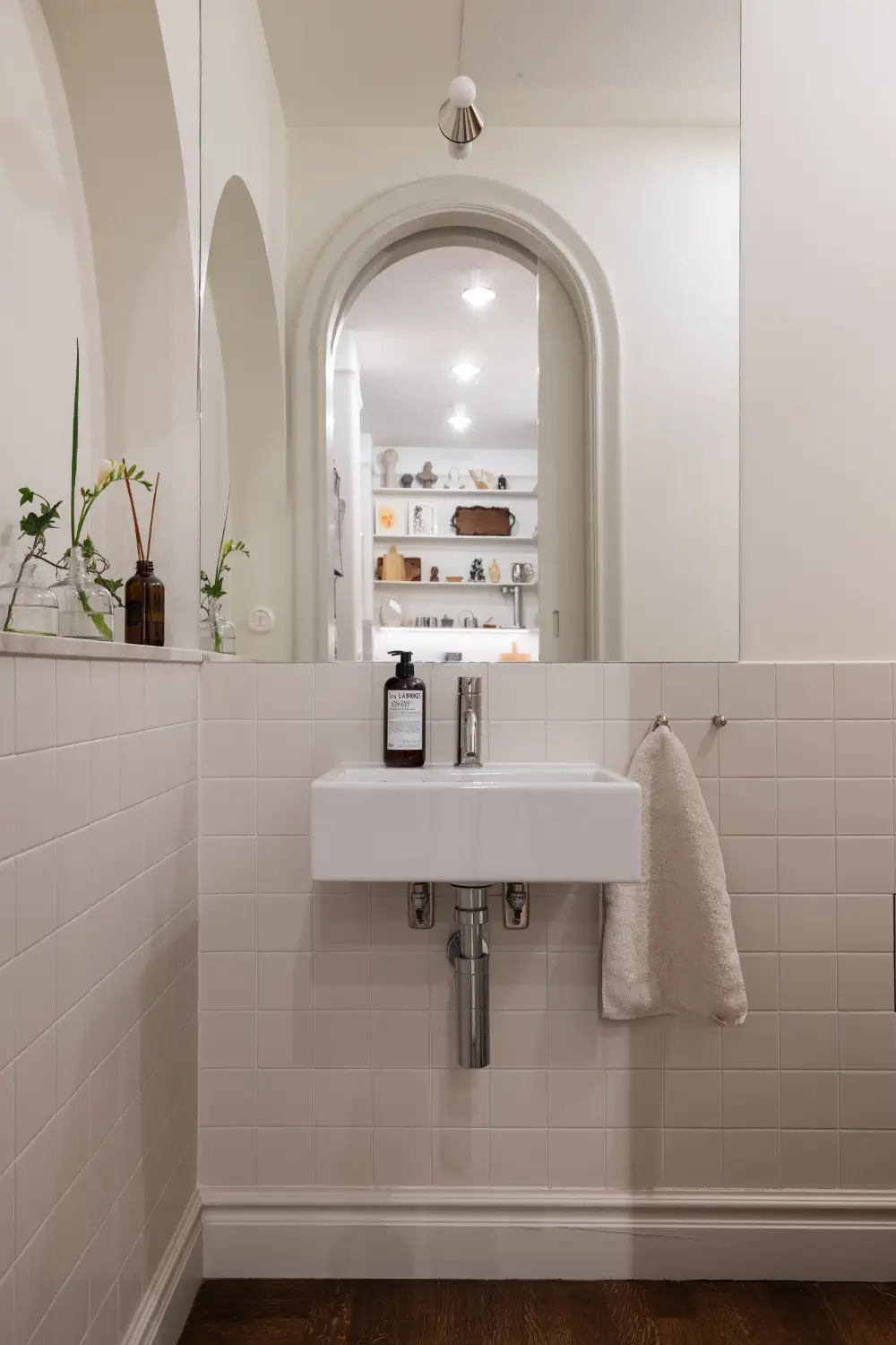 A Stylish and Luxurious Renovated Townhouse in Stockholm 12 renovated-19th-century-townhouse-stockholm