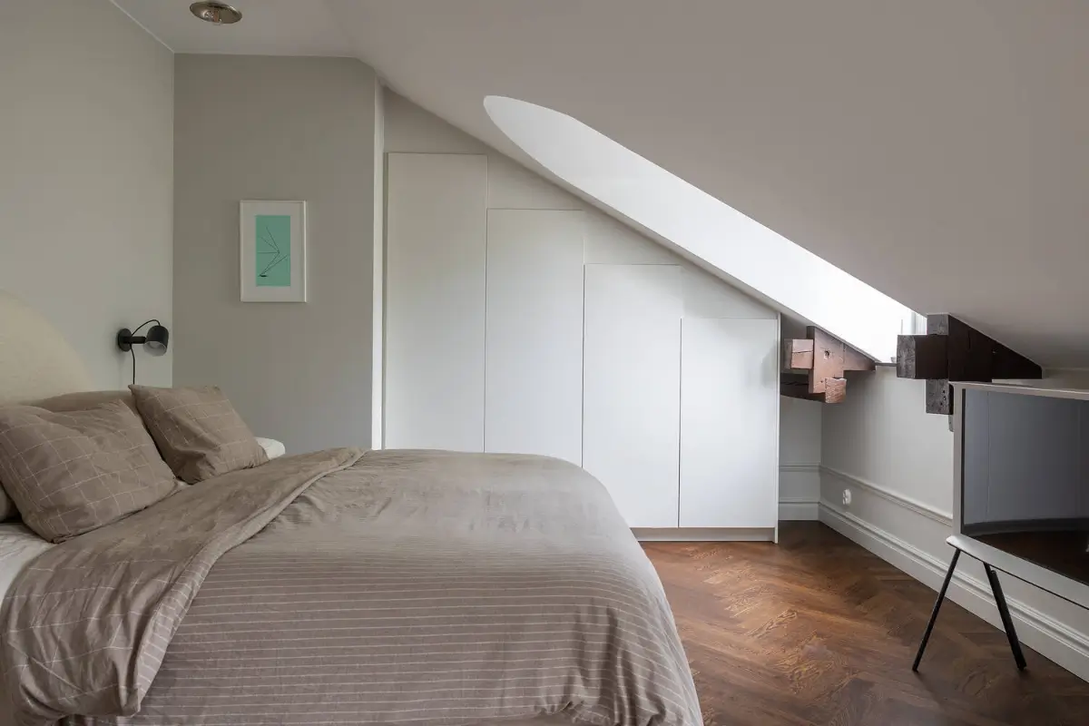 A Stylish and Luxurious Renovated Townhouse in Stockholm 14 renovated-19th-century-townhouse-stockholm