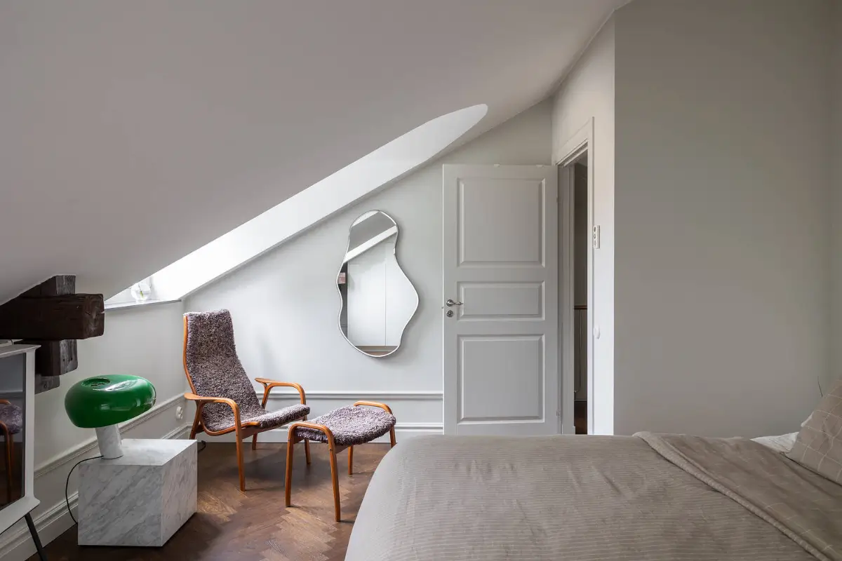 A Stylish and Luxurious Renovated Townhouse in Stockholm 15 renovated-19th-century-townhouse-stockholm