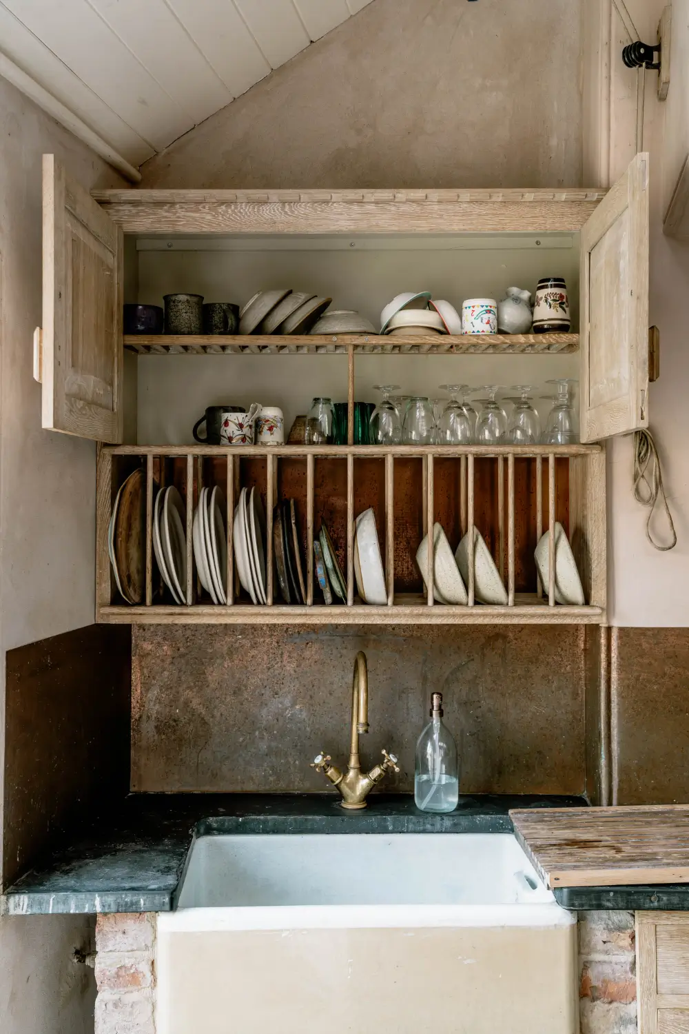 A Restored Victorian Worker's Cottage with a Charming Garden in York 4 restored-Victorian-railway-workers-cottage