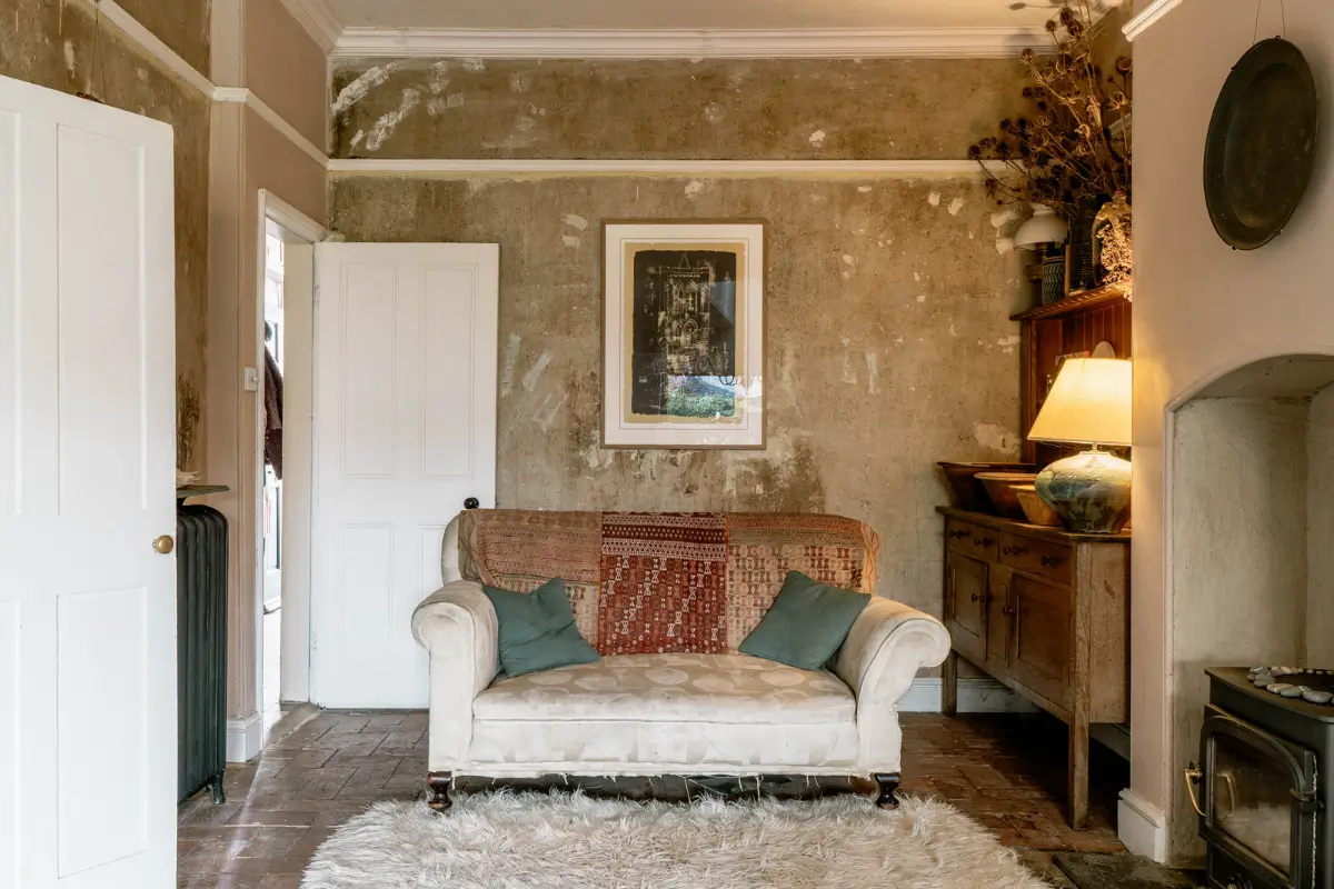 A Restored Victorian Worker's Cottage with a Charming Garden in York 16 restored-Victorian-railway-workers-cottage