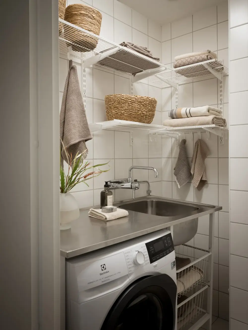 A Renovated Duplex Apartment with a Roof Terrace 38 scandi-duplex-apartment-exposed-beams-brick-nordroom