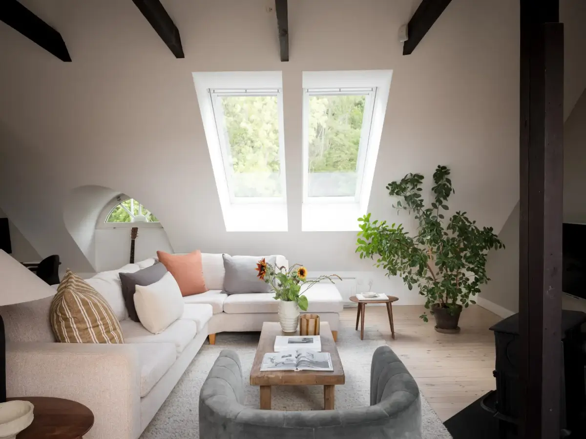 A Renovated Duplex Apartment with a Roof Terrace 2 scandi-duplex-apartment-exposed-beams-brick-nordroom