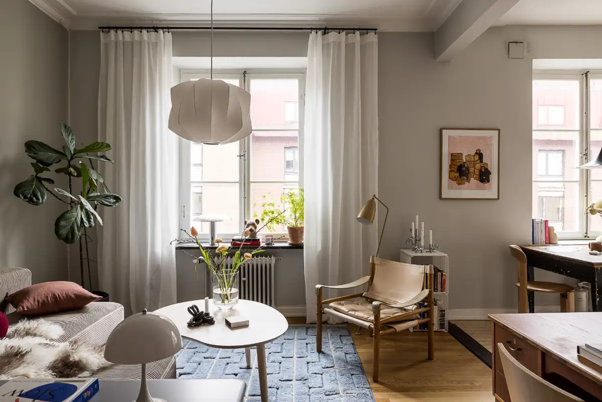 A Light-Filled and Social Studio Apartment in a 1920s Building 10 scandinavian-studio-apartment-nordroom