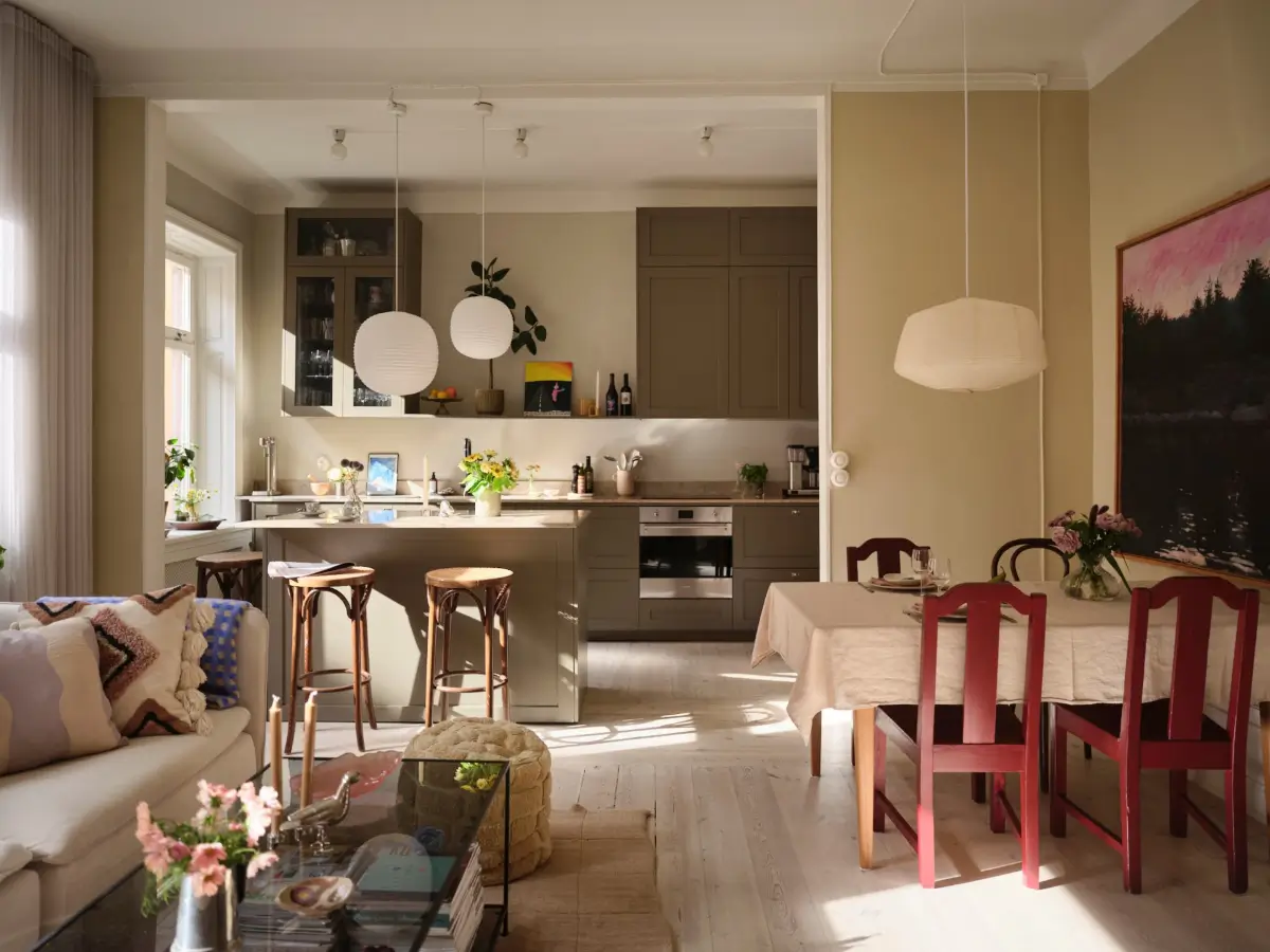 A Muted Color Palette in a Charming Late 19th-Century Apartment 9 serene-late-19th-century-apartment-stockholm-nordroom