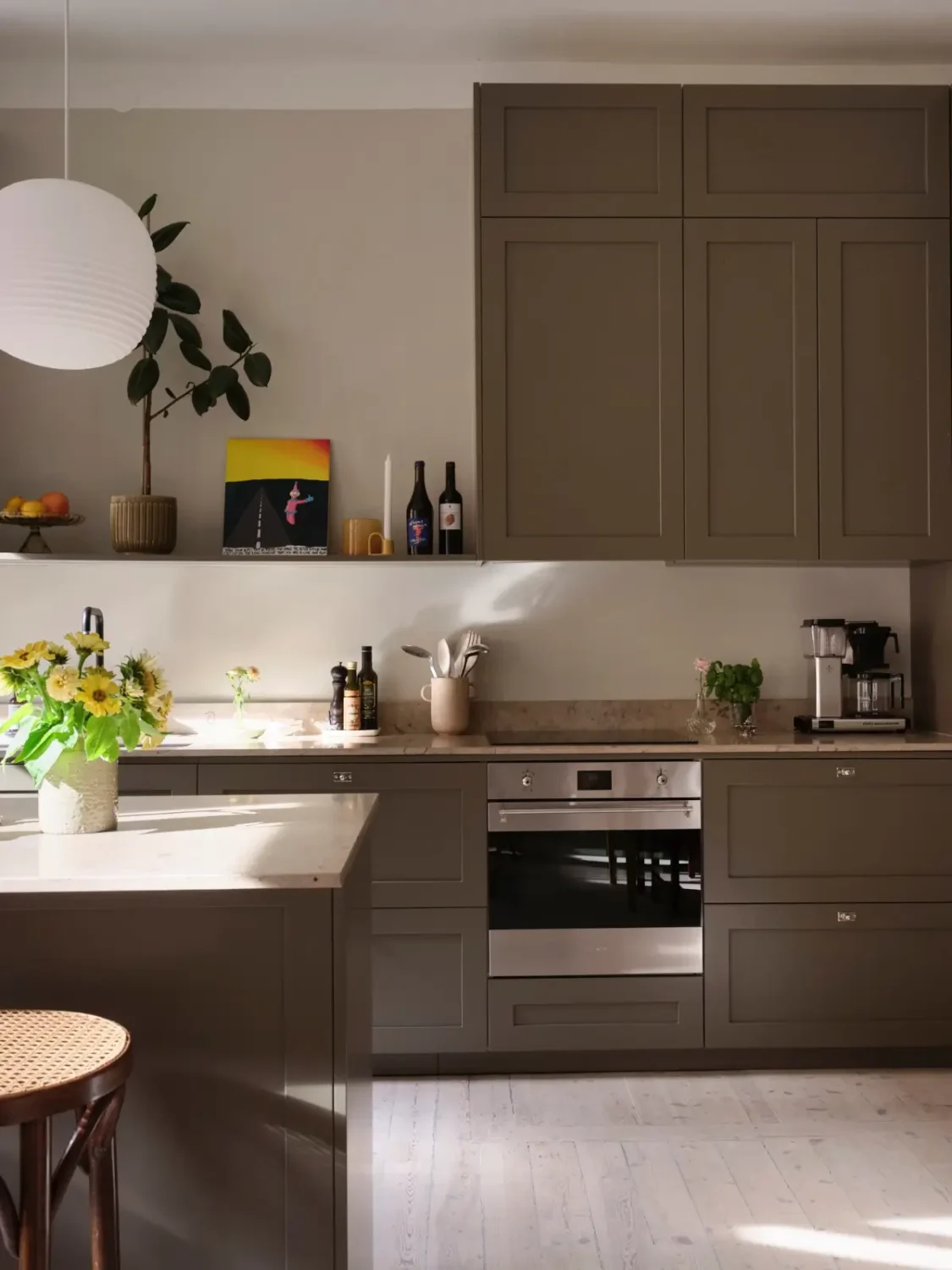 A Muted Color Palette in a Charming Late 19th-Century Apartment 13 serene-late-19th-century-apartment-stockholm-nordroom