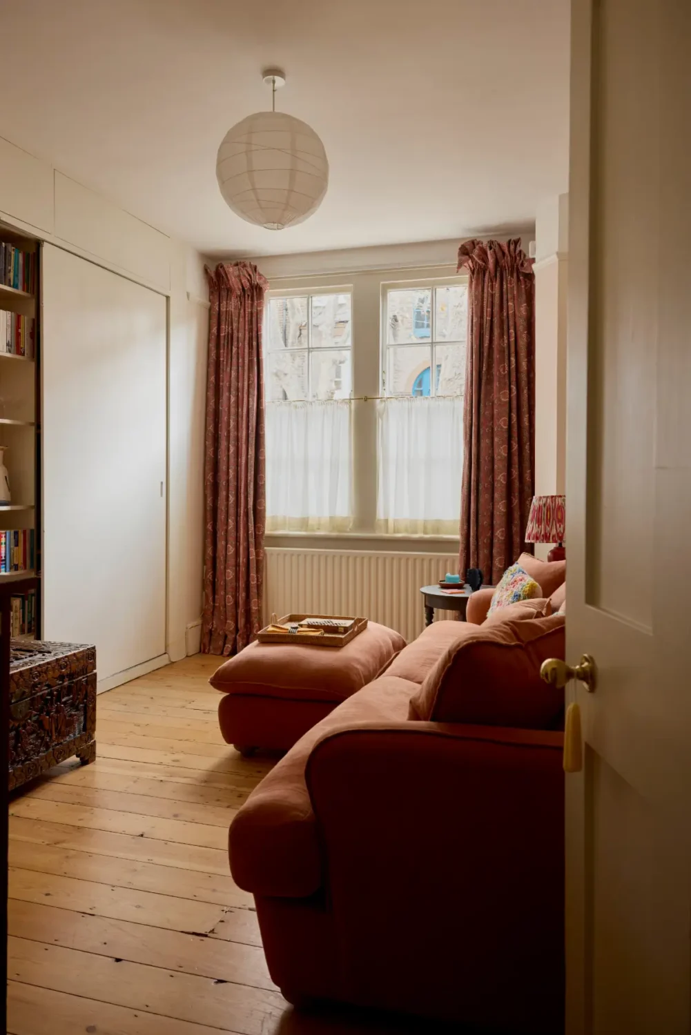 A Serene Ground-Floor Victorian Apartment in London 9 small-19th-century-apartment-london