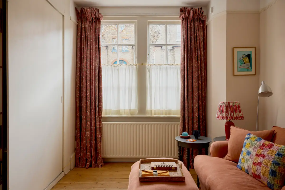 A Serene Ground-Floor Victorian Apartment in London 10 small-19th-century-apartment-london