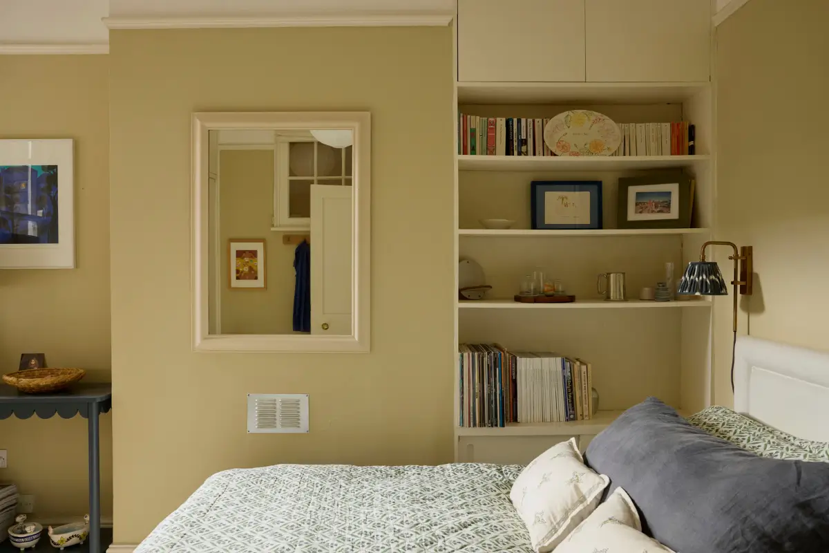 A Serene Ground-Floor Victorian Apartment in London 14 small-19th-century-apartment-london