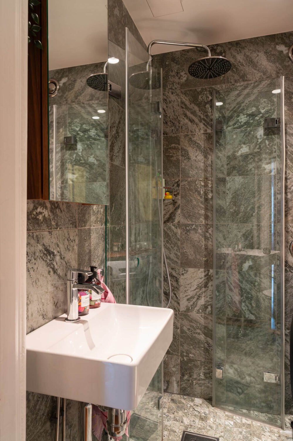 A Pink Living Room in a Colorful 1920s Apartment in Stockholm 14 small-stockholm-apartment-pink-living-room-nordroom