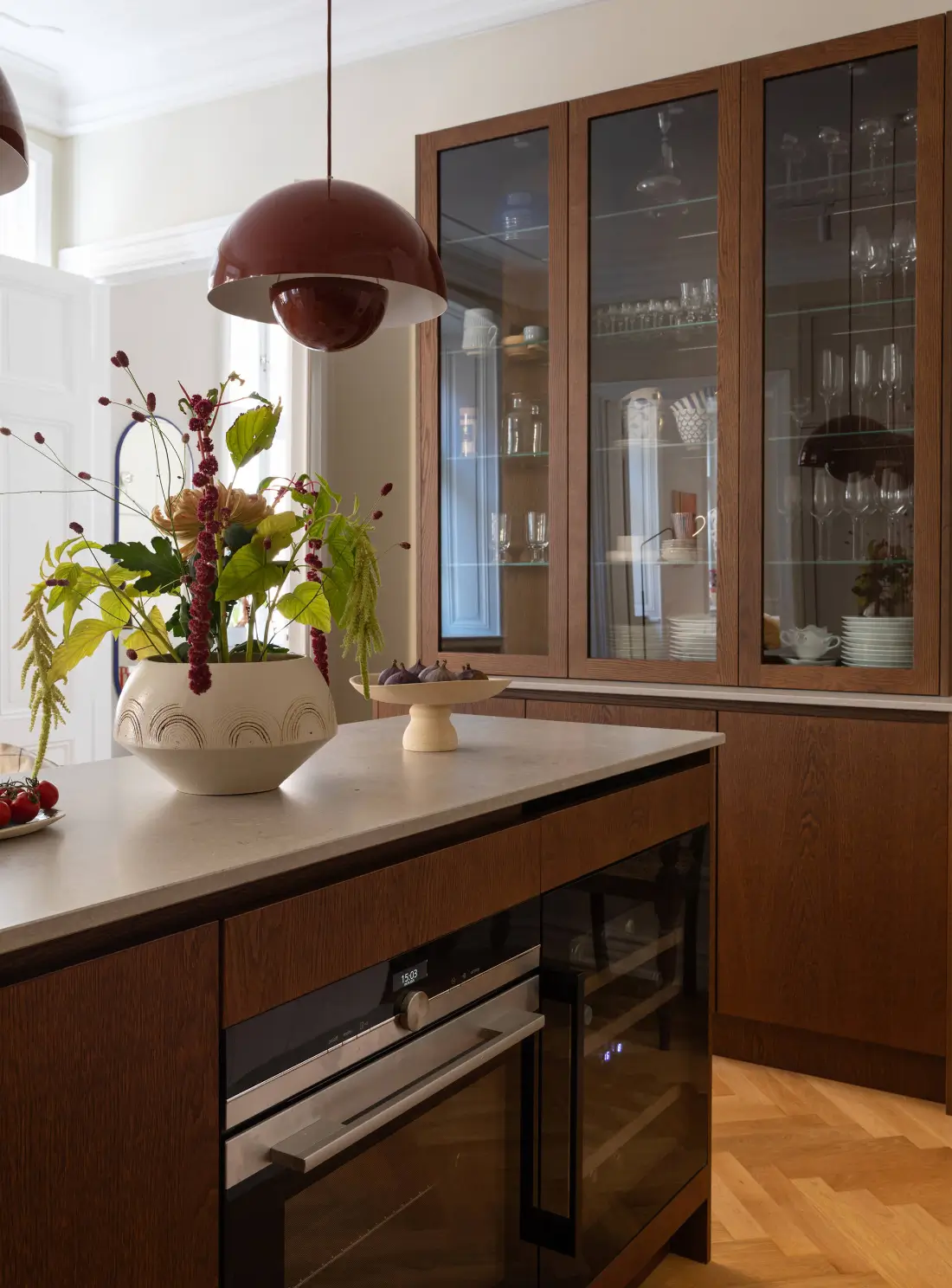 A Stylish Light-Colored Apartment with a Rental Part in Stockholm's Gamla Stan 2 stylish-apartment-stockholm-old-town