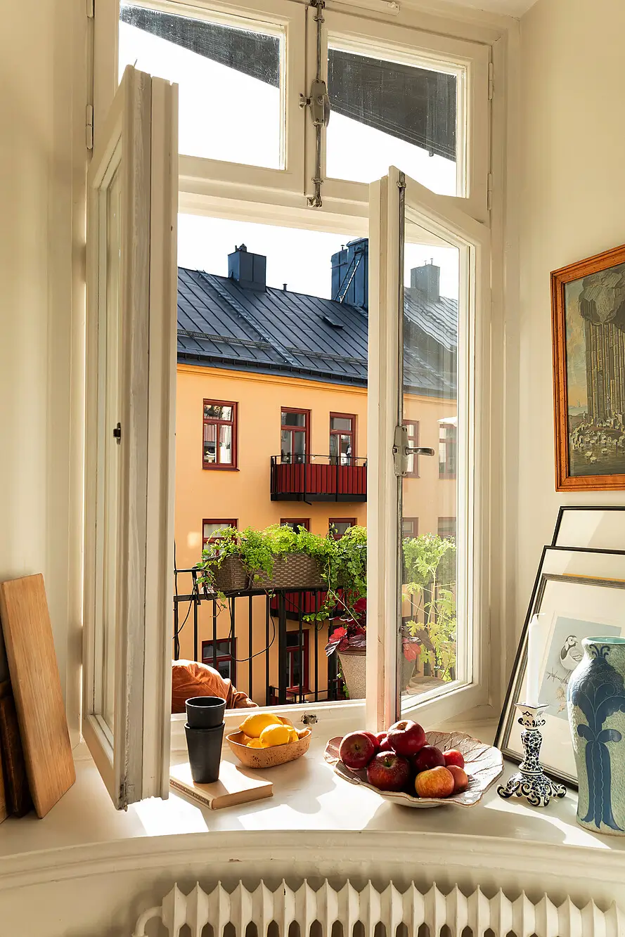 A Stylish Light-Filled Apartment in an Early 20th-Century Stockholm Building 20 tasteful-early-20th-century-apartment-stockholm-nordroom