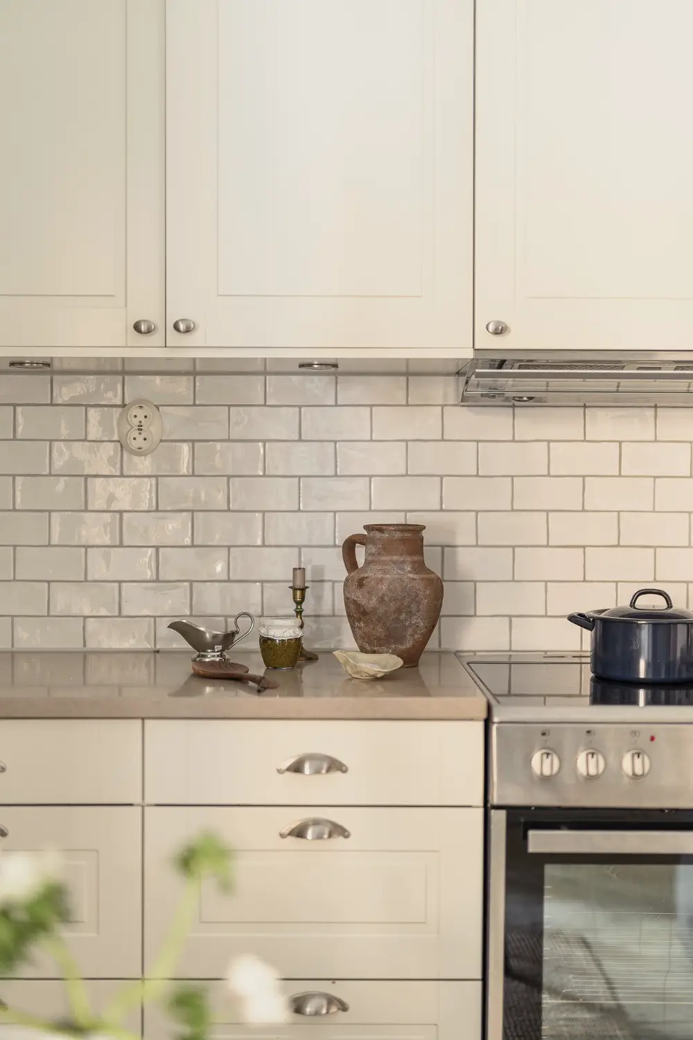 A Narrow Scandinavian Apartment with a Charming Blue Bedroom 5 turn-of-the-century-scandinavian-apartment-nordroom