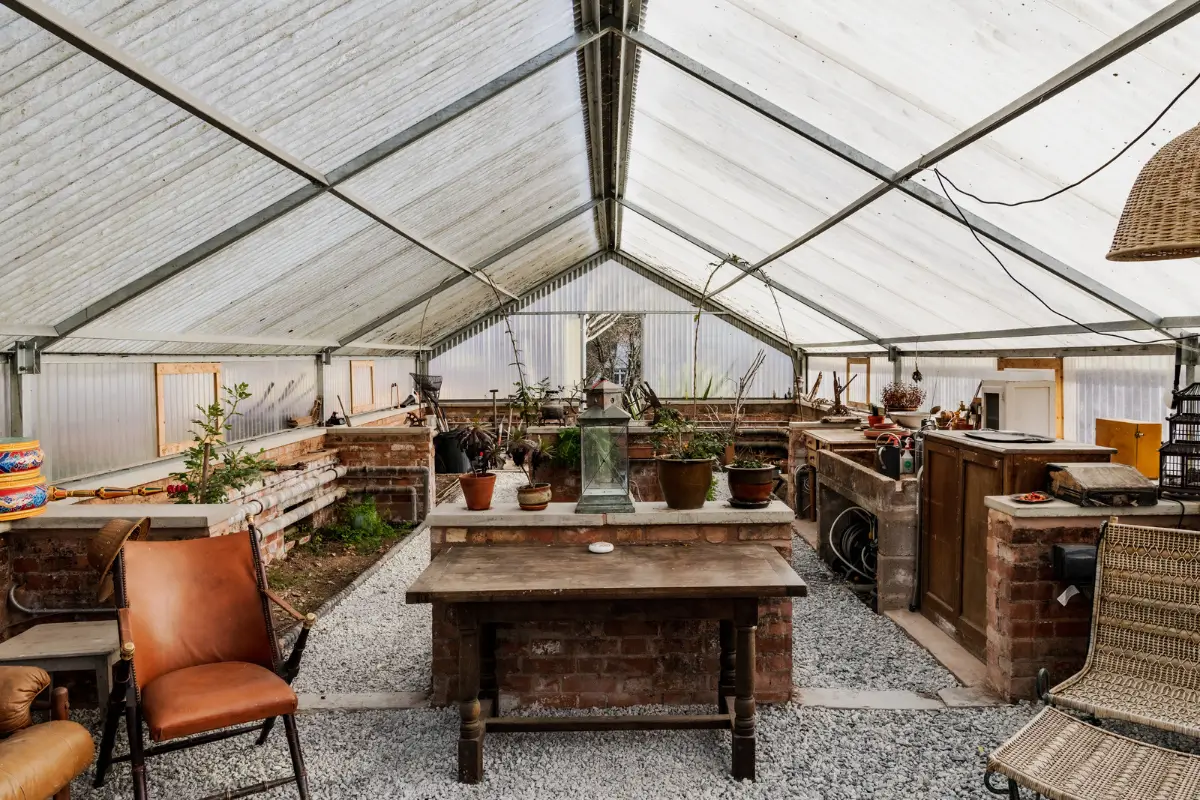 An Abandoned Victorian Walled Garden Transformed into a Unique Artist Home 24 unique-artist-home-south-of-england