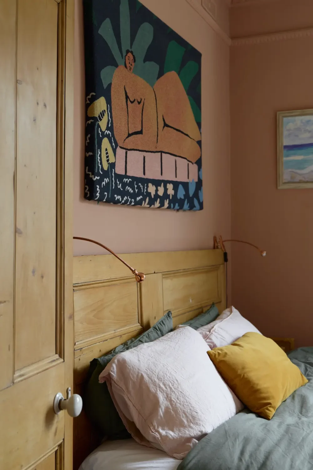 A Crittal-Style Glazed Extension for a Ground Floor Victorian Apartment 25
victorian-family-home-Crittall-style-glazed-kitchen-extension-nordroom