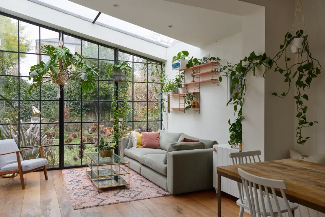 A Crittal-Style Glazed Extension for a Ground Floor Victorian Apartment 4
victorian-family-home-Crittall-style-glazed-kitchen-extension-nordroom