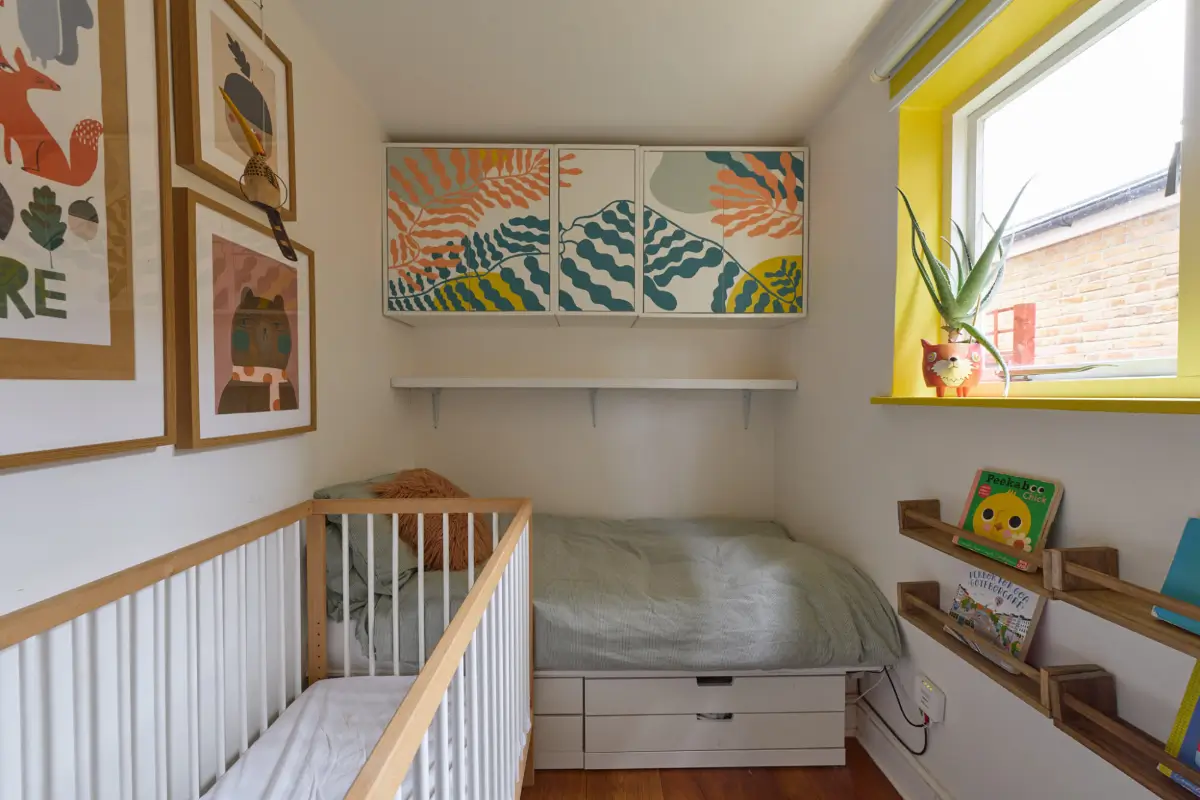 A Crittal-Style Glazed Extension for a Ground Floor Victorian Apartment 31
victorian-family-home-Crittall-style-glazed-kitchen-extension-nordroom