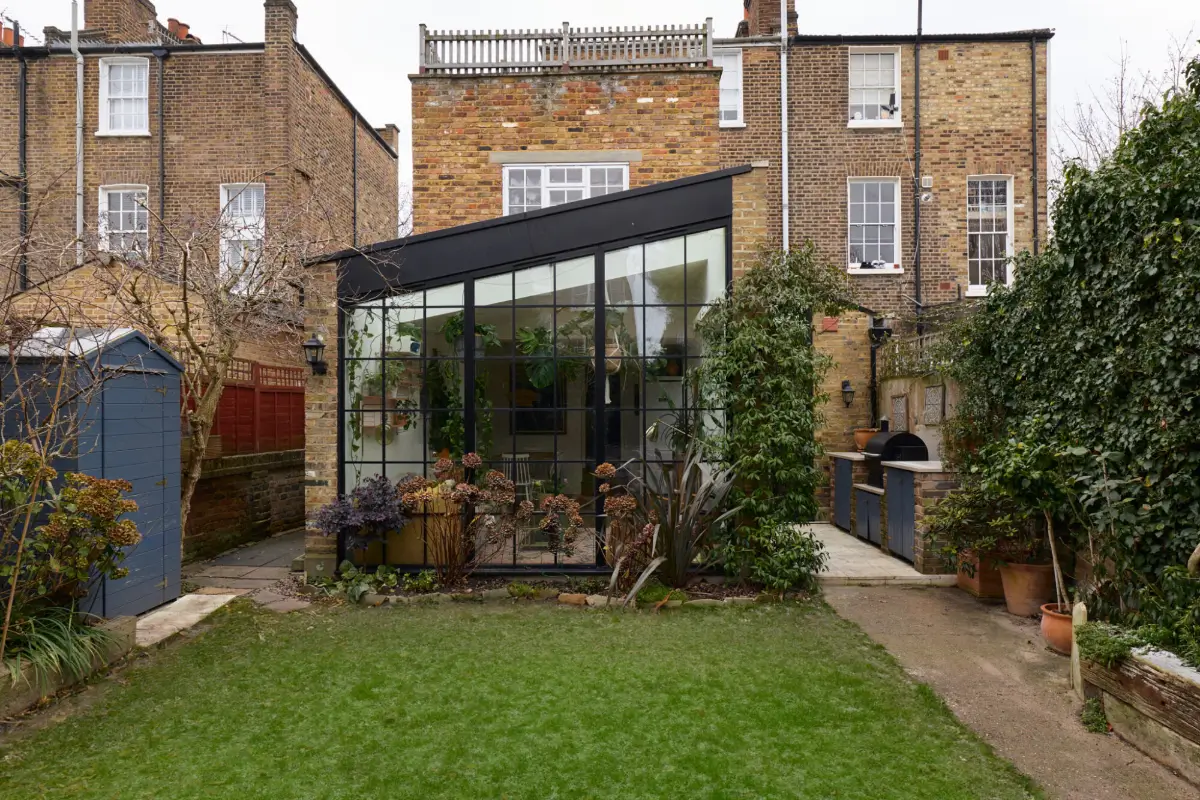 A Crittal-Style Glazed Extension for a Ground Floor Victorian Apartment 9
victorian-family-home-Crittall-style-glazed-kitchen-extension-nordroom