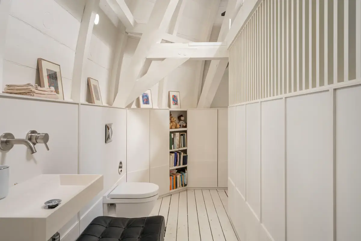 Unique Property: An 18th-Century Octagonal Tea House in The Netherlands 22 18th-century-octagonal-tea-house-netherlands-nordroom