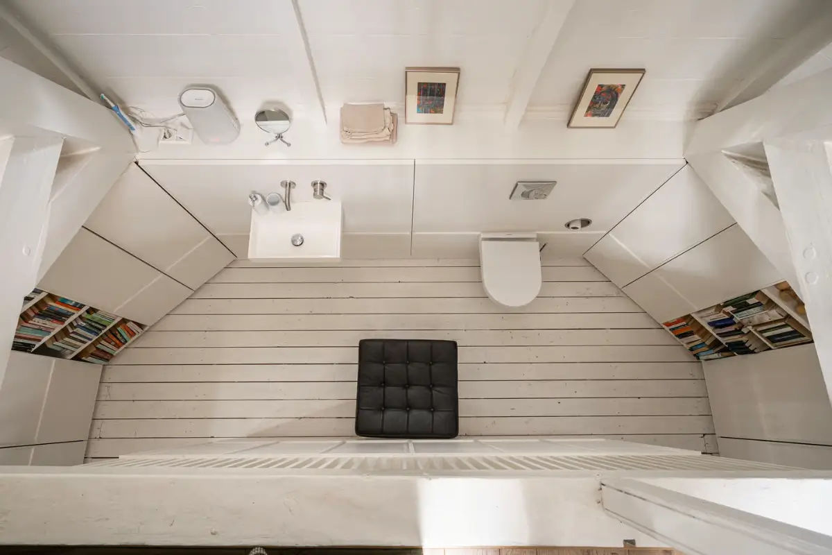 Unique Property: An 18th-Century Octagonal Tea House in The Netherlands 24 18th-century-octagonal-tea-house-netherlands-nordroom