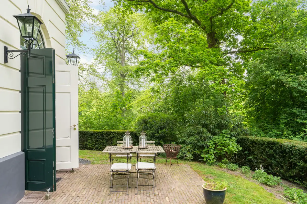 Unique Property: An 18th-Century Octagonal Tea House in The Netherlands 30 18th-century-octagonal-tea-house-netherlands-nordroom