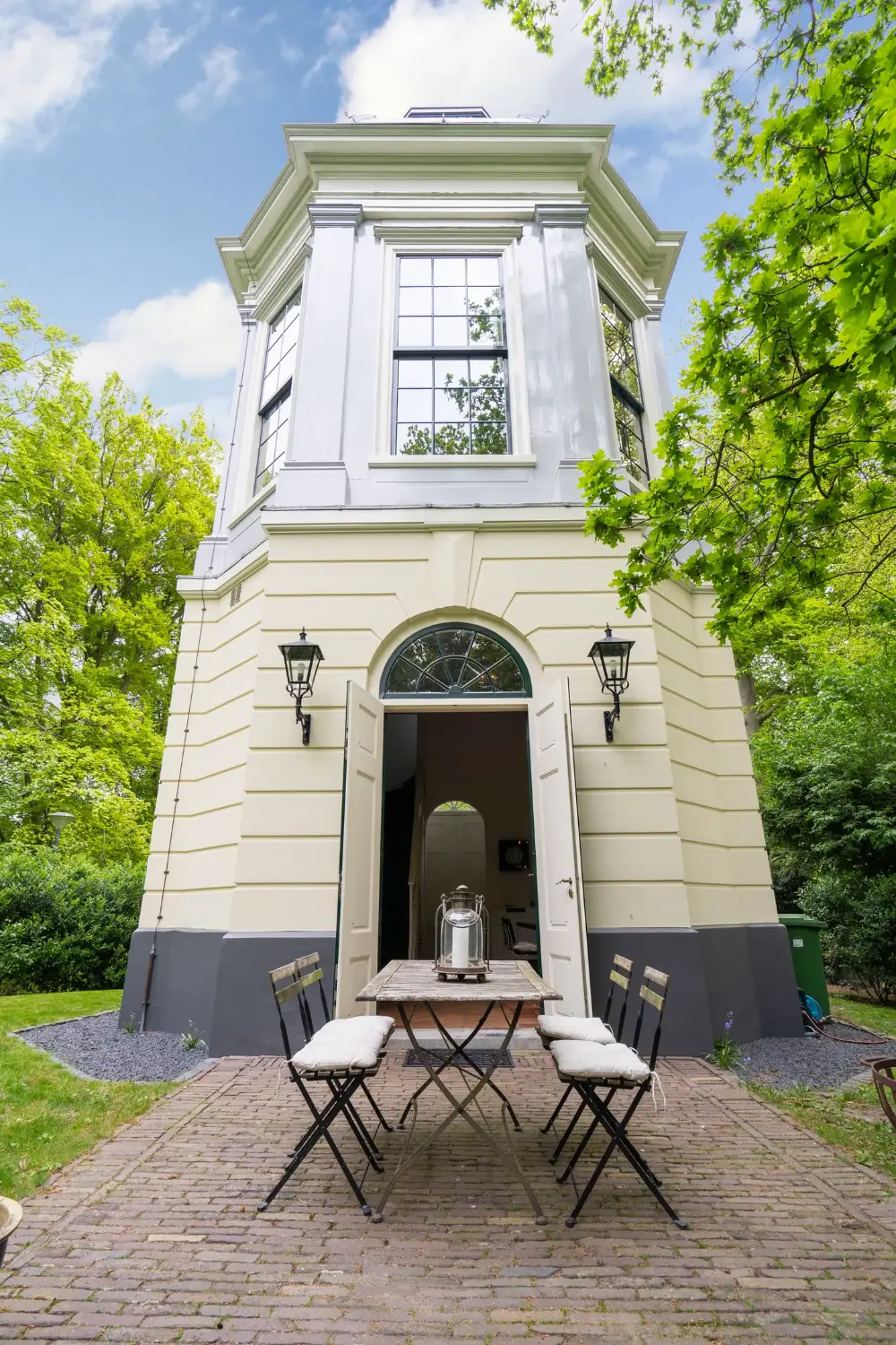 Unique Property: An 18th-Century Octagonal Tea House in The Netherlands 29 18th-century-octagonal-tea-house-netherlands-nordroom