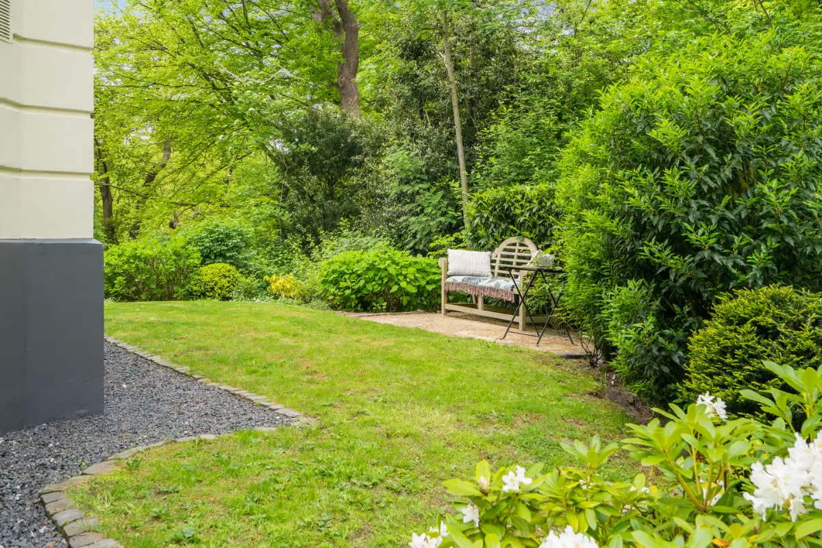 Unique Property: An 18th-Century Octagonal Tea House in The Netherlands 33 18th-century-octagonal-tea-house-netherlands-nordroom