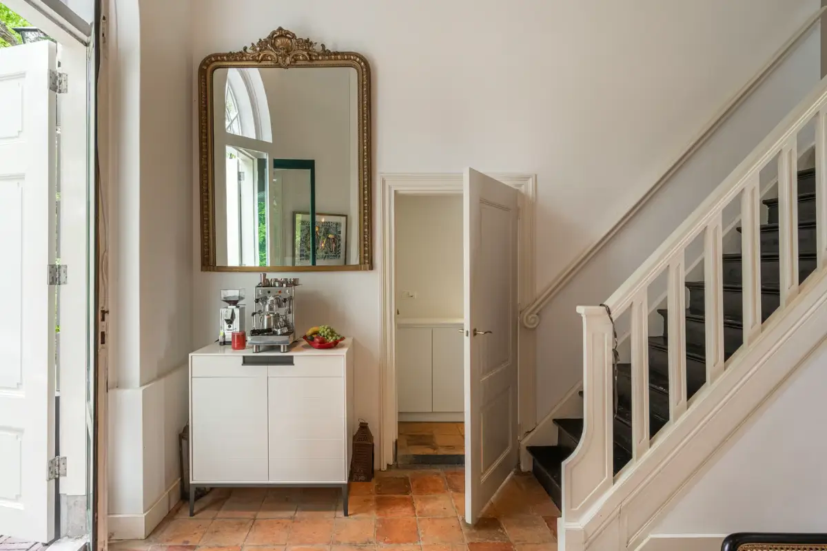 Unique Property: An 18th-Century Octagonal Tea House in The Netherlands 8 18th-century-octagonal-tea-house-netherlands-nordroom