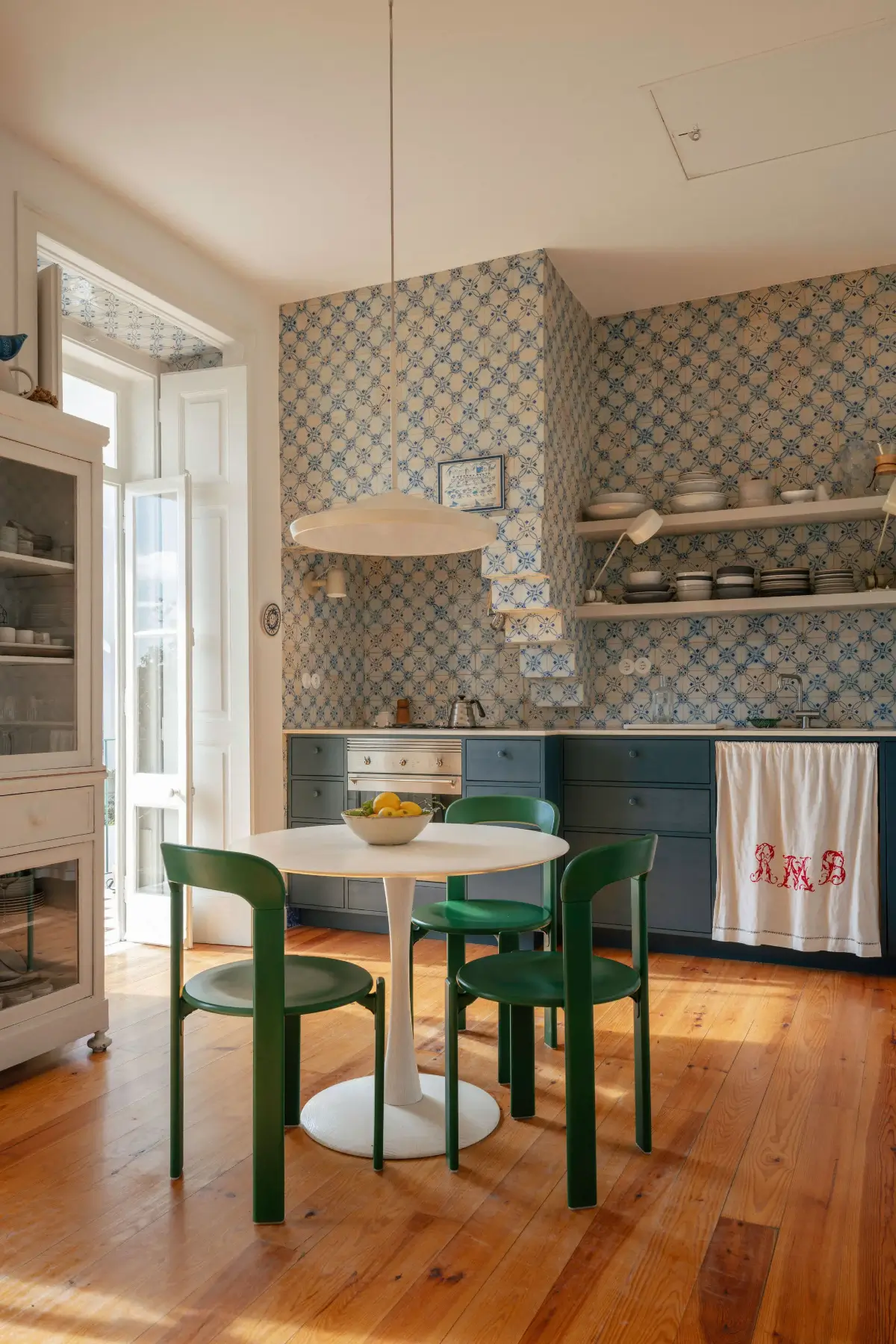 19th-century-lisbon-townhouse-nordroom