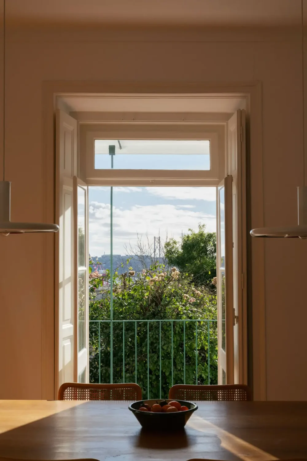 A Beautiful Renovated 19th-Century Townhouse in Lisbon 7 19th-century-lisbon-townhouse-nordroom