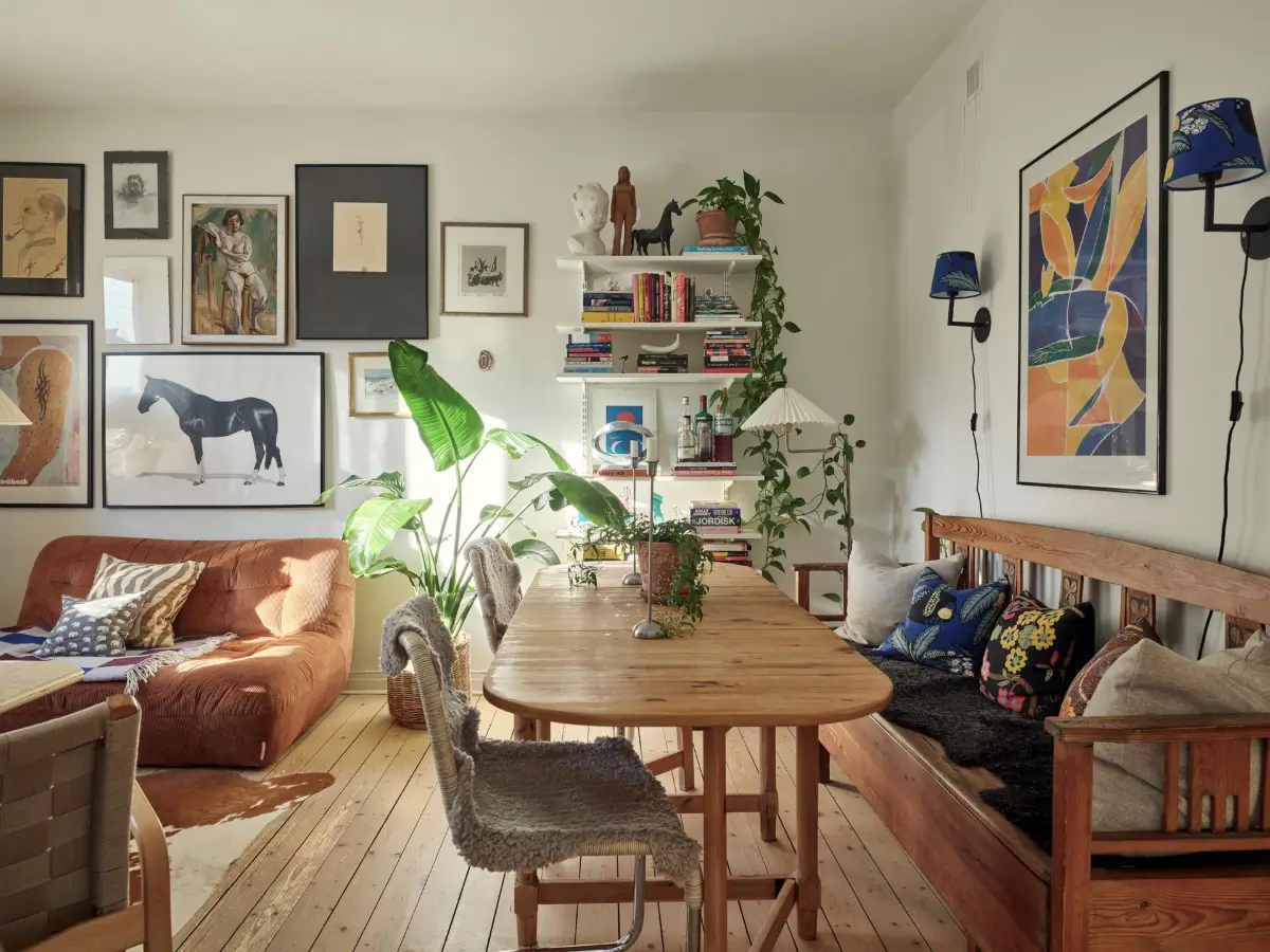 Wooden Floor and a Bistro-Style Kitchen in a Swedish 1930s Apartment 1 art-renovated-kitchen-cozy-small-1930s-apartment-sweden-nordroom