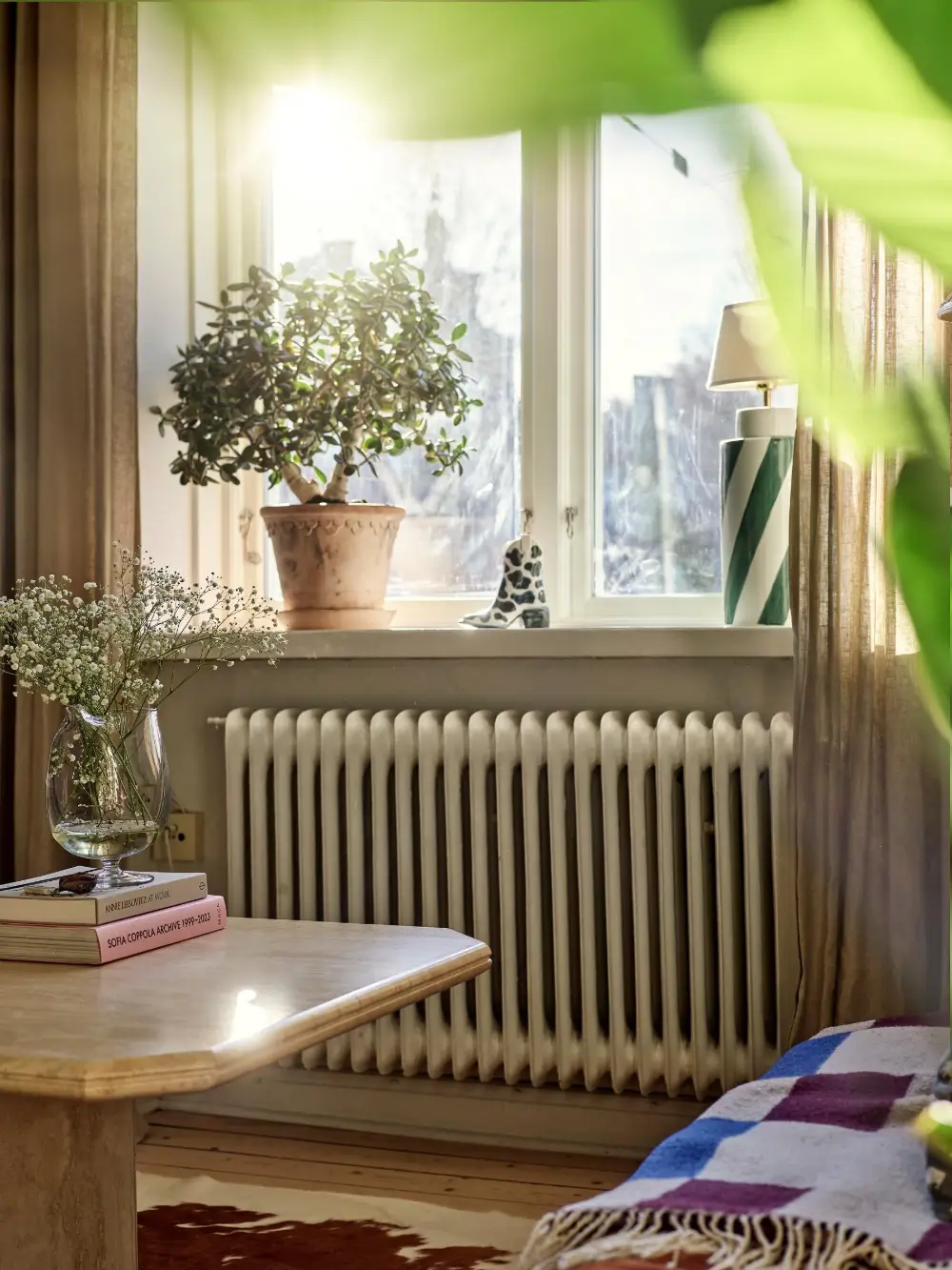 Wooden Floor and a Bistro-Style Kitchen in a Swedish 1930s Apartment 7 art-renovated-kitchen-cozy-small-1930s-apartment-sweden-nordroom