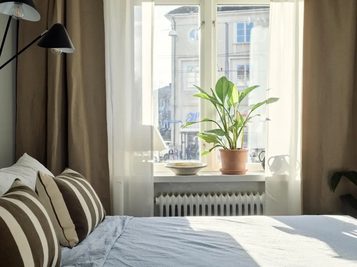 Wooden Floor and a Bistro-Style Kitchen in a Swedish 1930s Apartment 11 art-renovated-kitchen-cozy-small-1930s-apartment-sweden-nordroom