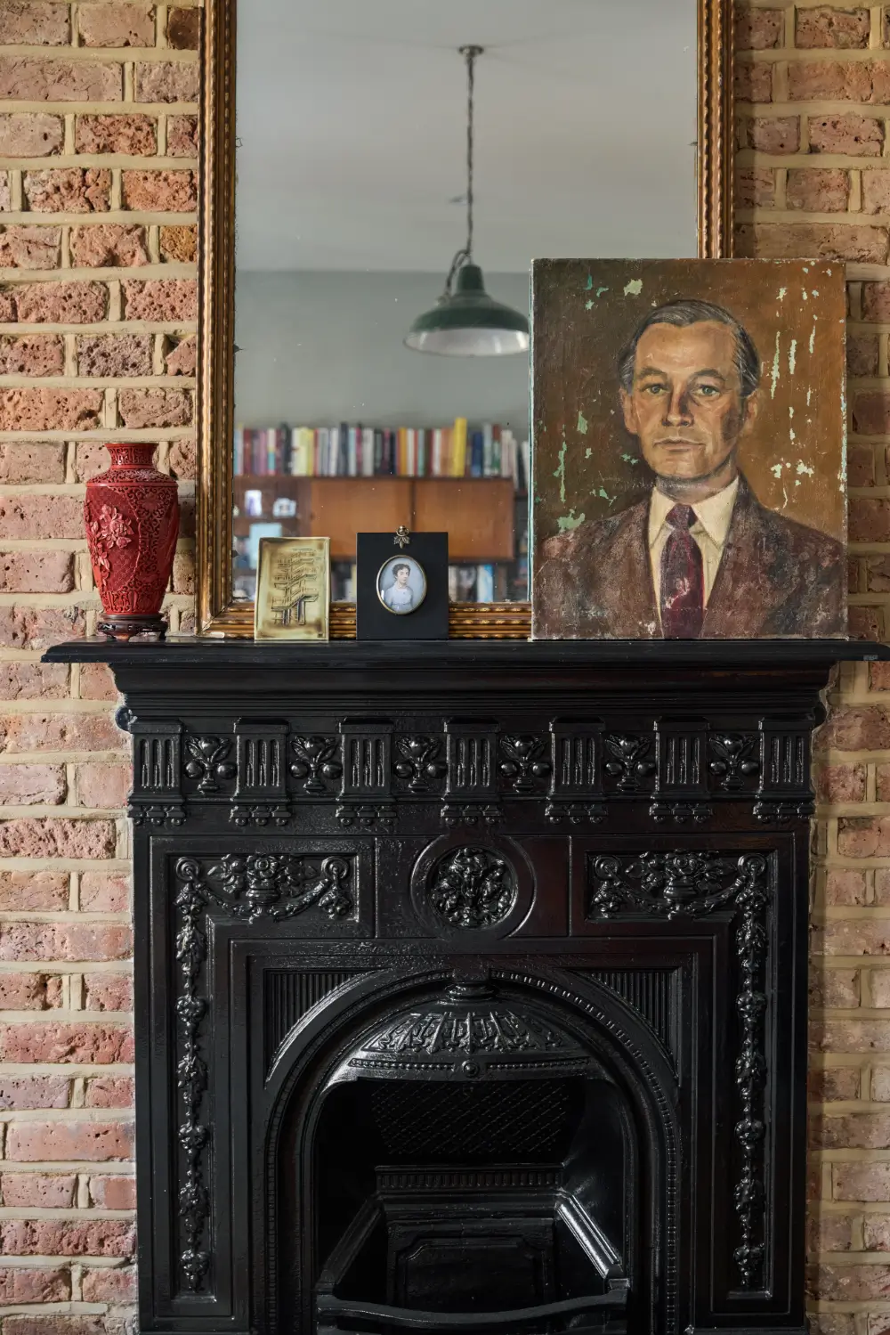 Bespoke Joinery and Open-Plan Spaces in a Victorian Townhouse 13 bespoke-joinery-period-features-renovated-Marylebone-townhouse-nordroom