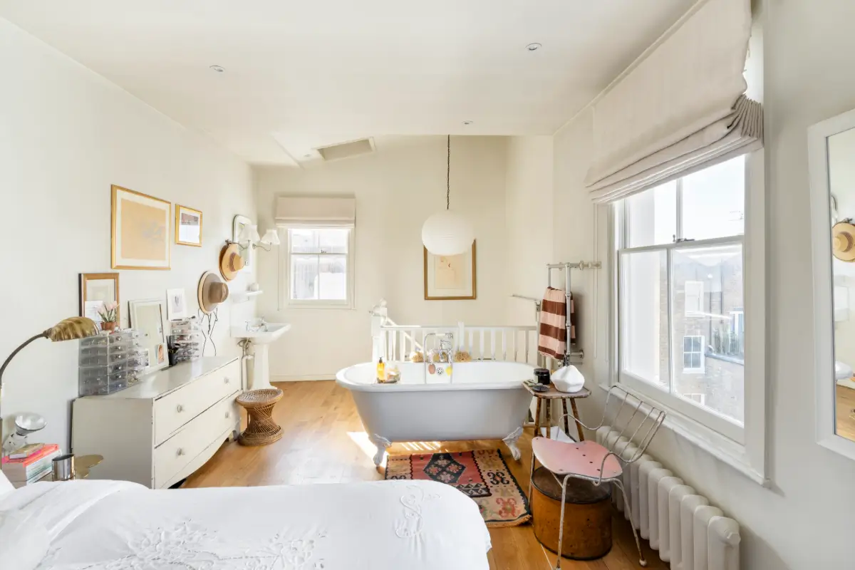 A Charming Victorian Duplex Apartment with a Roof Terrace 11 charming-victorian-duplex-apartment-roof-terrace-london