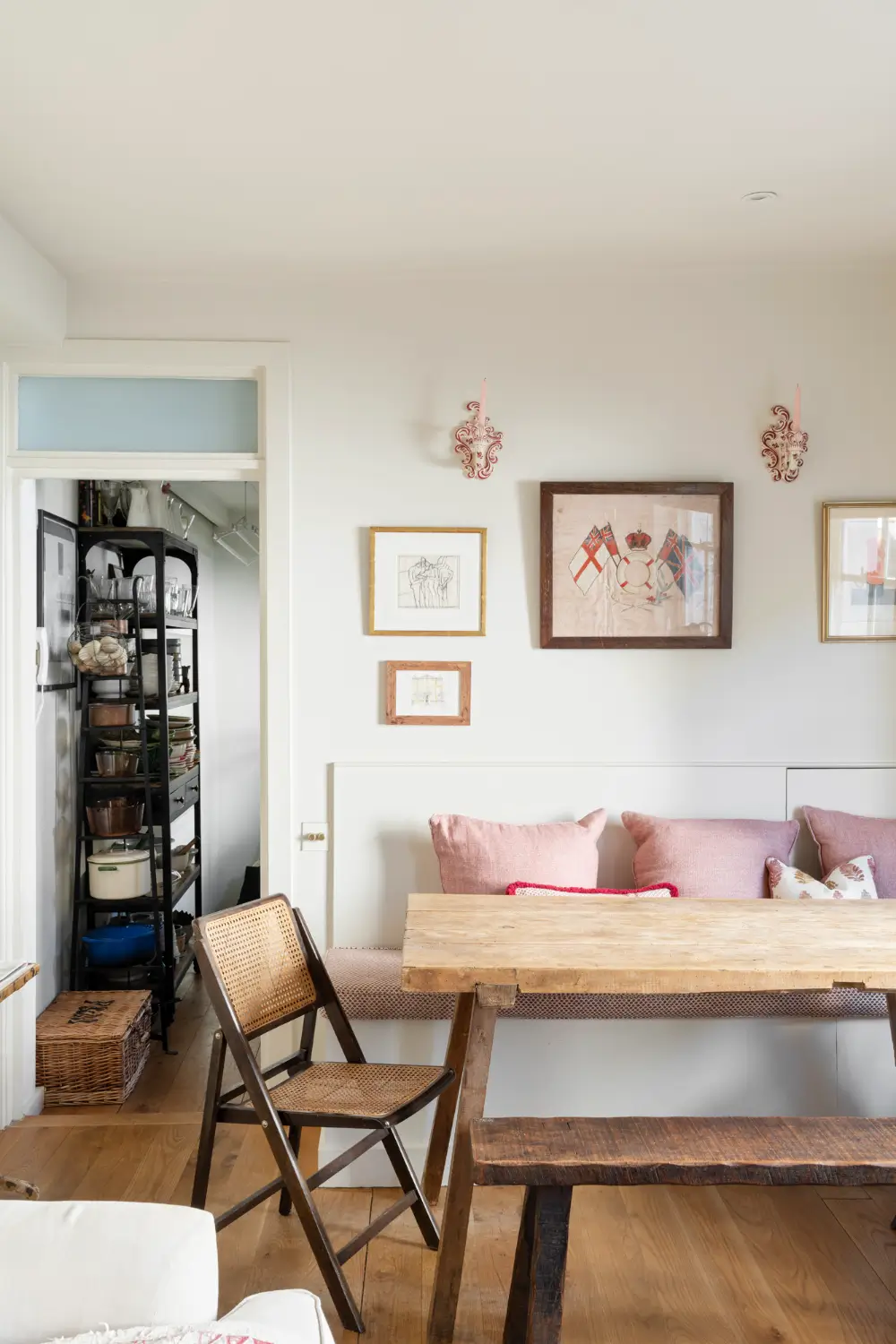 A Charming Victorian Duplex Apartment with a Roof Terrace 3 charming-victorian-duplex-apartment-roof-terrace-london