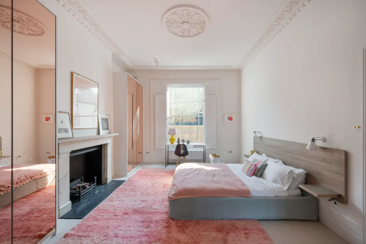 Grand Spaces with Colorful Details in a Holland Park Apartment 5 color-design-extended-notting-hill-apartment