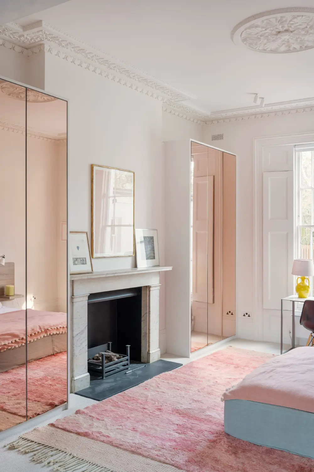 Grand Spaces with Colorful Details in a Holland Park Apartment 6 color-design-extended-notting-hill-apartment