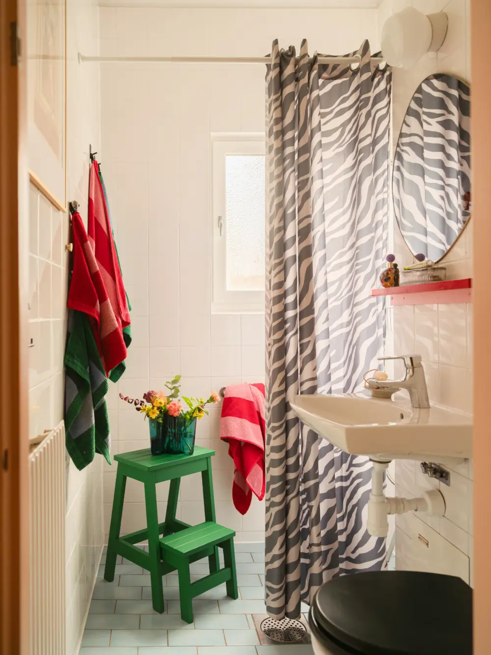 A Colorful 1940s Apartment in Stockholm 31 colorful-1940s-apartment-stockholm-nordroom