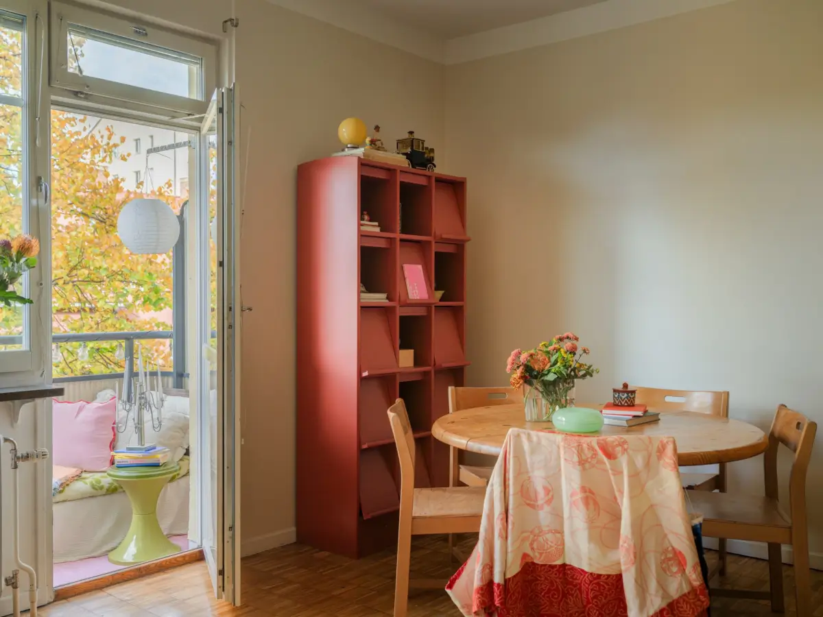 A Colorful 1940s Apartment in Stockholm 4 colorful-1940s-apartment-stockholm-nordroom