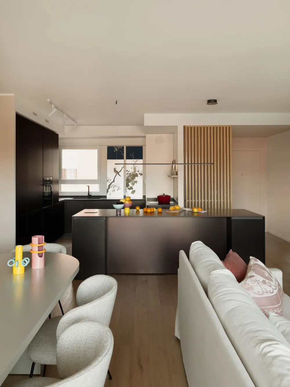 contemporary-rome-apartment-Raffaella-Falbo-nordroom